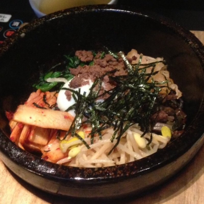 石焼きビビンバ(焼肉 虎龍 北新地店)