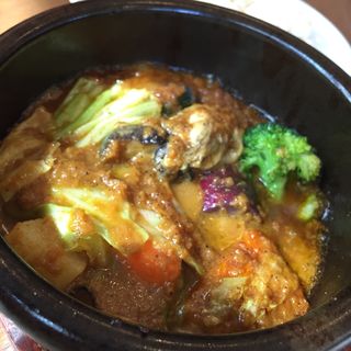 牡蠣とゴロゴロ野菜のカレー(オイスターバー COVO)