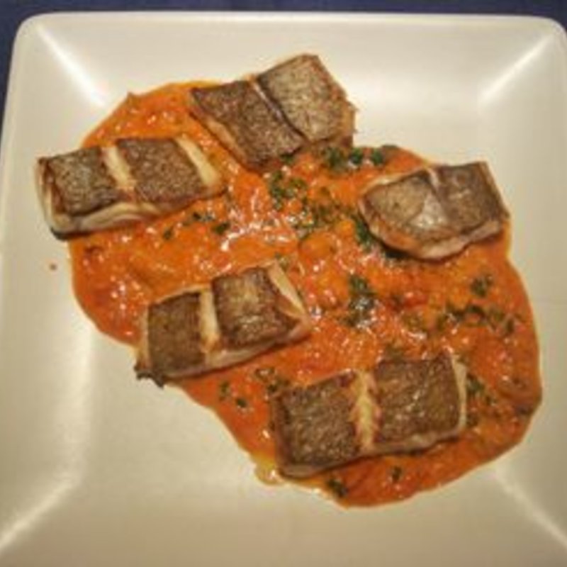 真鯛の鉄板焼生ウニトマトクリームソース(Trattoria Vino)