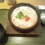 鶏白湯のおうどん(おいしいおうどん つるとんたん BIS TOKYO)