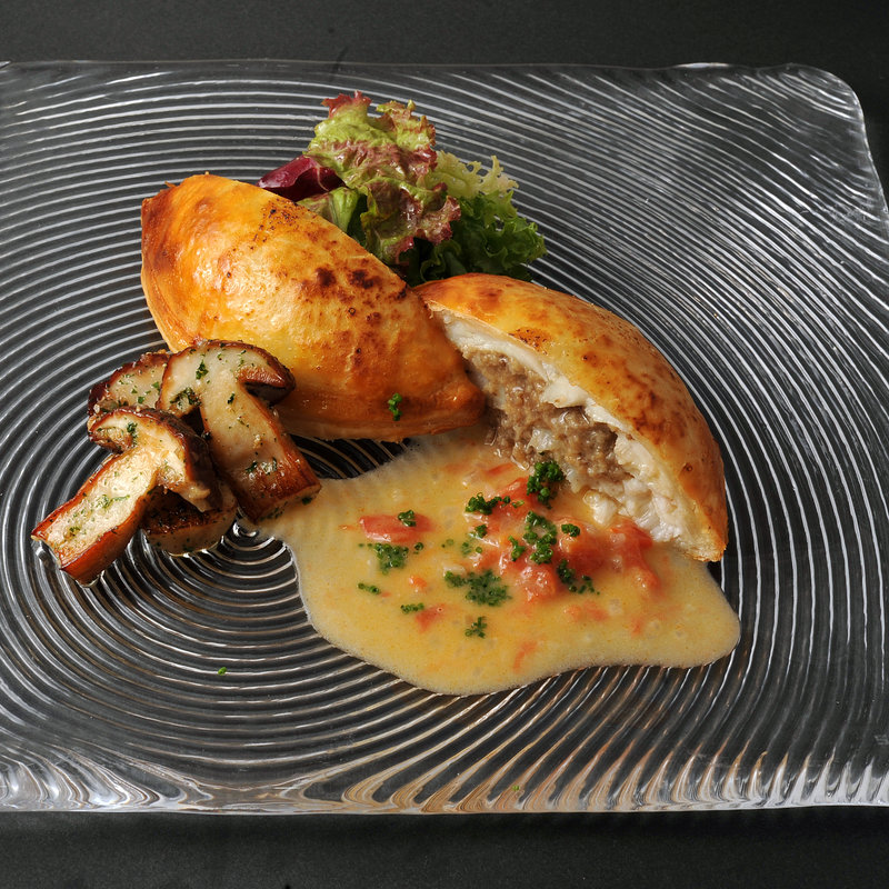 新三種の神器パイ包み焼き(モノリス)