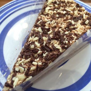 チョコレートケーキ(無添くら寿司　池袋東口店)