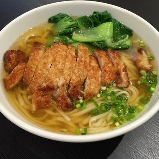 排骨麺(台徳林 )