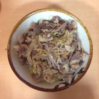 牛すき丼(福徳食堂)