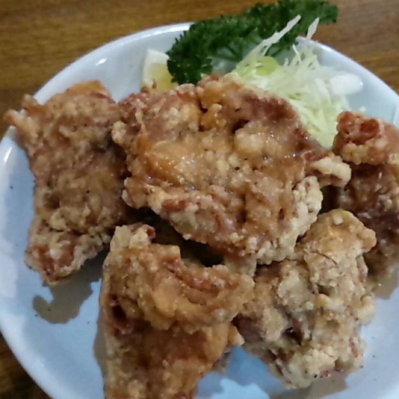 鳥の唐揚げ(居酒屋悟空 )