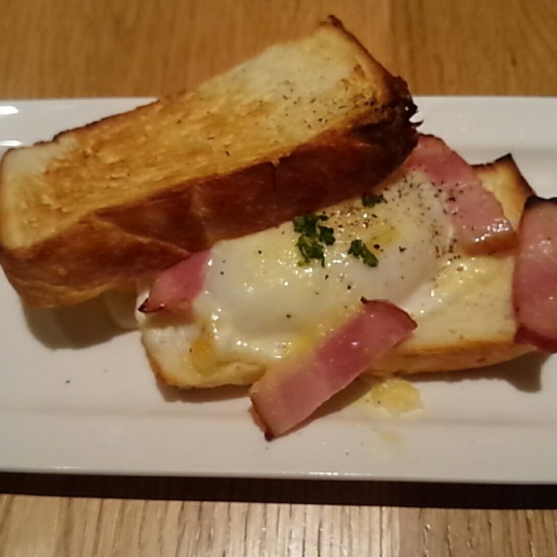 クロックマダム(CAFE DIVERGE)