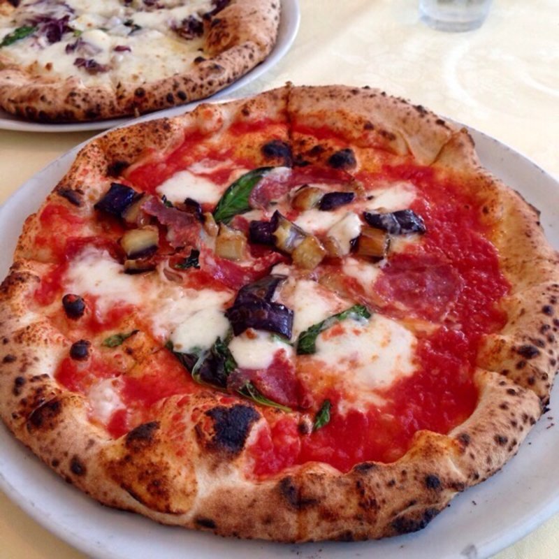 フレッシュトマトのマルゲリータ(ナプレ 南青山本店)