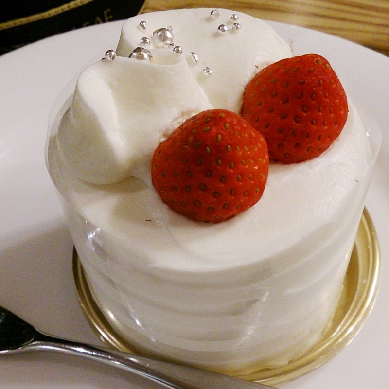 ケーキセット(イチゴのショートケーキ)(マザーリーフ セレオ八王子店 （MOTHER LEAF）)