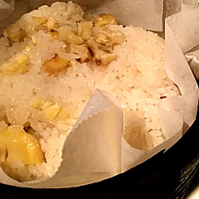 栗おこわ(夢酒 ダイニングバームッシュ藤沢店)