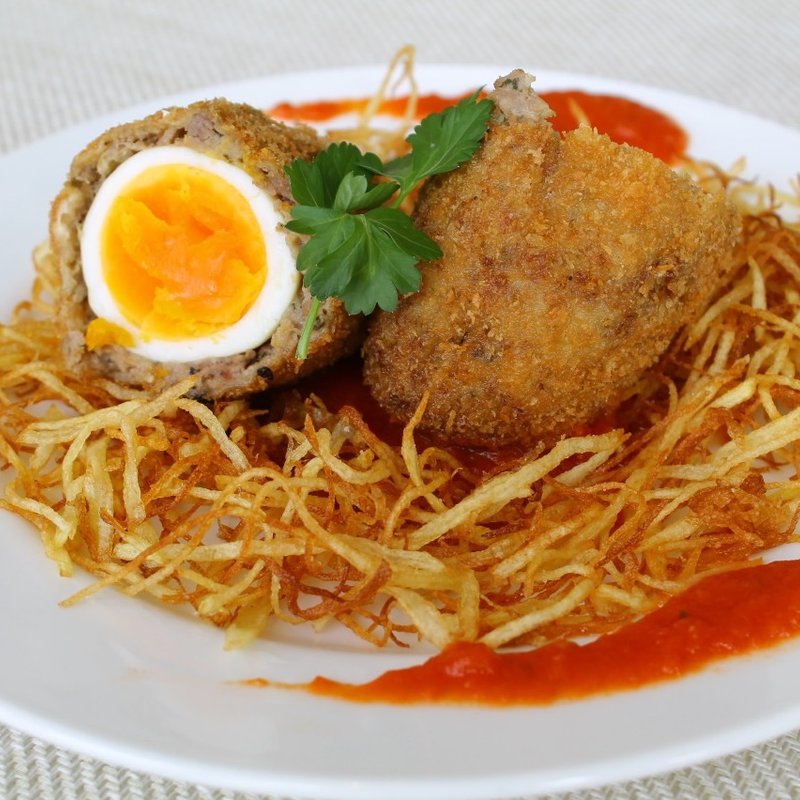 特製スコッチエッグ(SØHOLM CAFE+DINING 梅田)