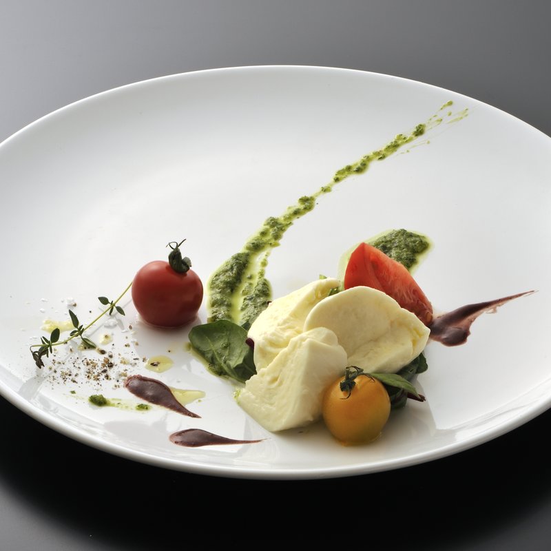 トマトと水牛モッツァレラ(MANIMAL （マニマル）)