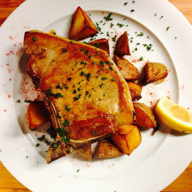 豚肉のグリル(魚介専門スペイン料理 マリスケリア ソル)