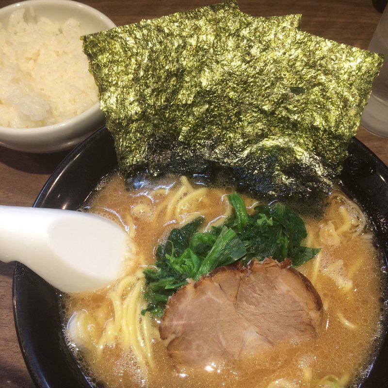 らーめん　並盛(麺達 うま家)