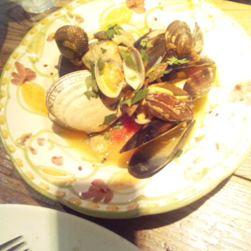 白貝･ムール貝･アサリの白ワイン蒸し(ラ・ベファーナ 下北沢店 （LABEFANA）)