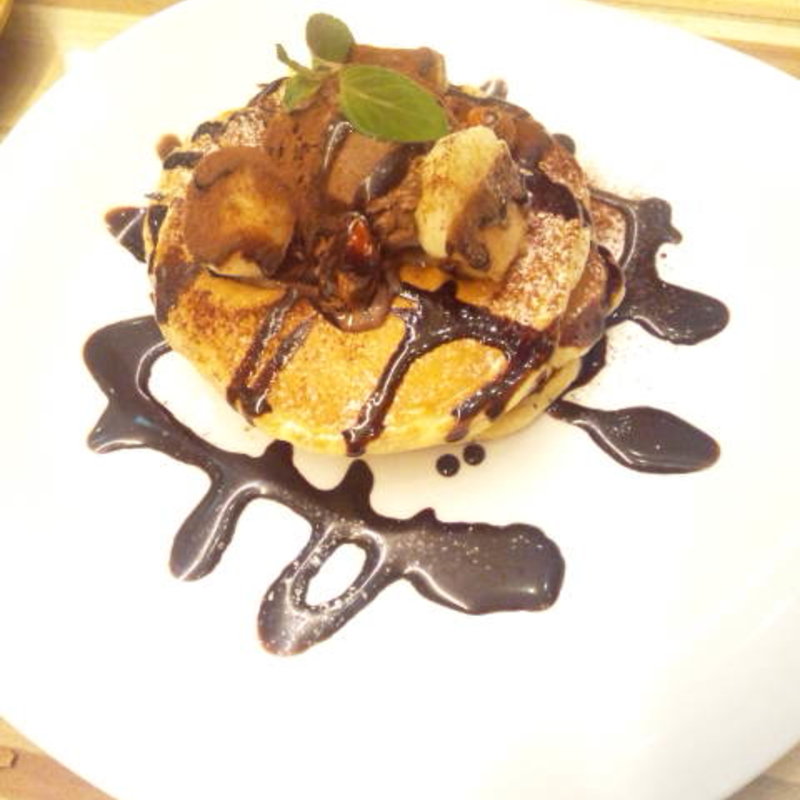 トリプルチョコレート＆キャラメルナッツ(ユーヨーカフェ 仙川店 （YuuYooCAFE）)