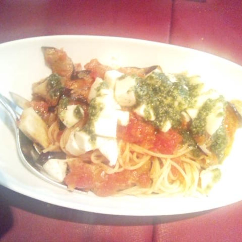 モッツァレラとなすのトマトソース(レストラン ココット （cocotte）)