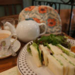 紅茶豚とキューカンバーのサンドイッチセット(雑貨＆Ｔｅａ　えふぶんのいち　ゆらり（1/f U:rali）)