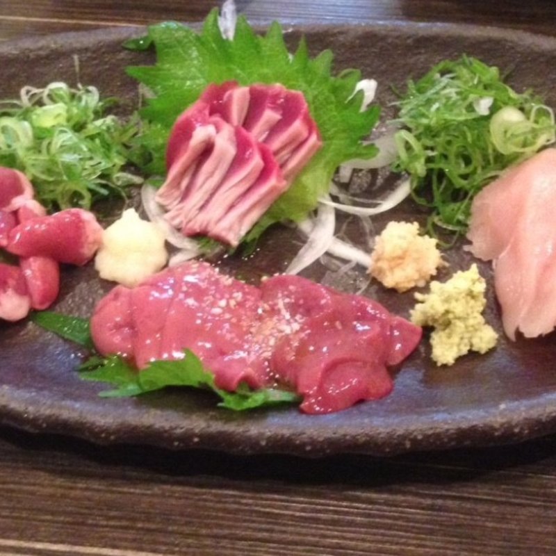 お造り盛り合わせ(なかんむり)