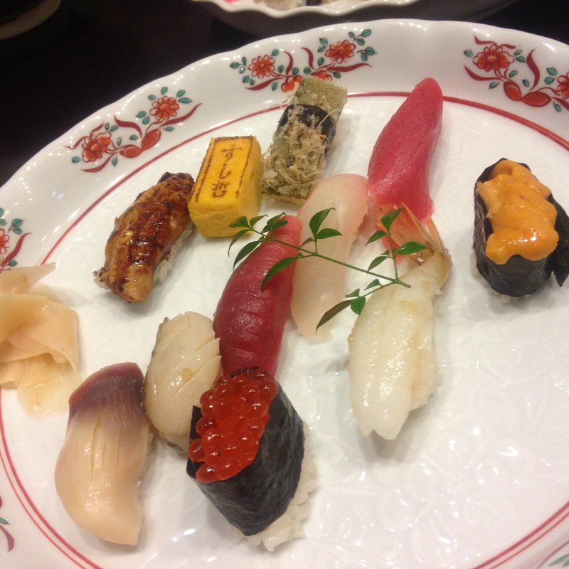 お寿司ランチセット(塩竈 すし哲 （すしてつ）)