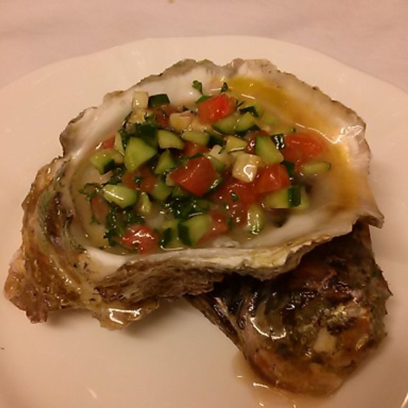 生牡蠣 野菜のソース添え(Maru'sTable （マルズターブル）)