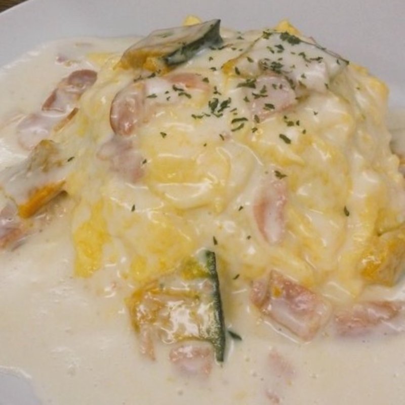 ベーコンとかぼちゃのクリームソースオムライス(オムライス＆cafe STYLE)