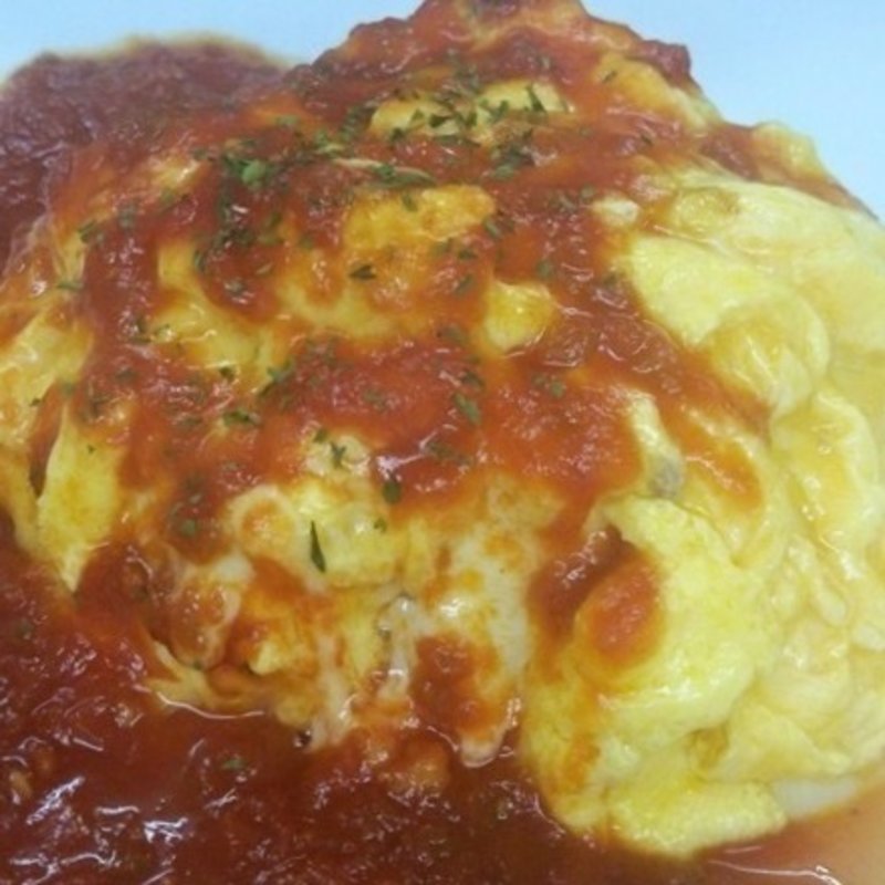 チーズインオムライストマトソース(オムライス＆cafe STYLE)