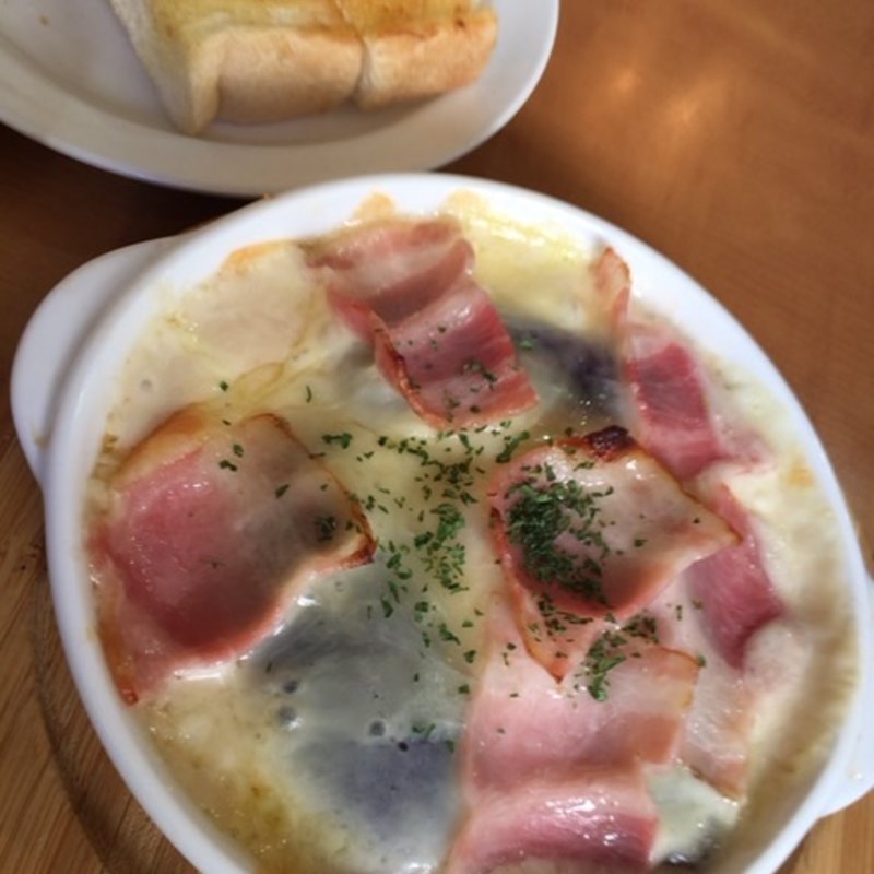 グラタンセット(珈琲専門店 三番館 岡本店 （コーヒーセンモンテン サンバンカン）)