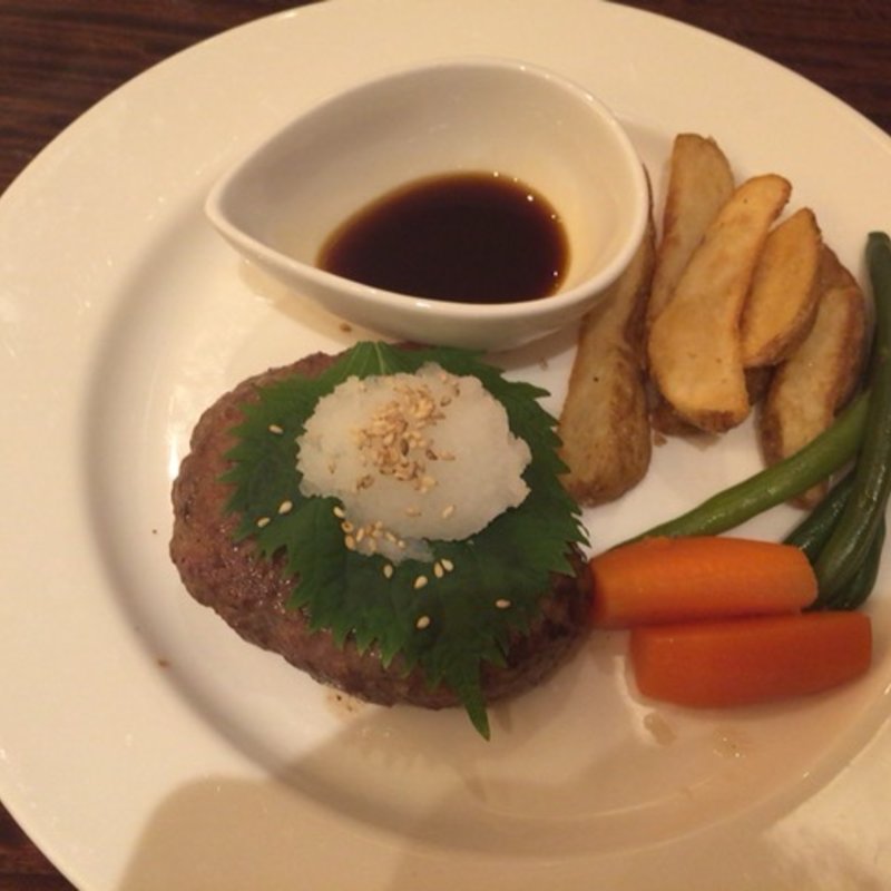 かもめ特製和風ハンバーグ(かもめキッチン)