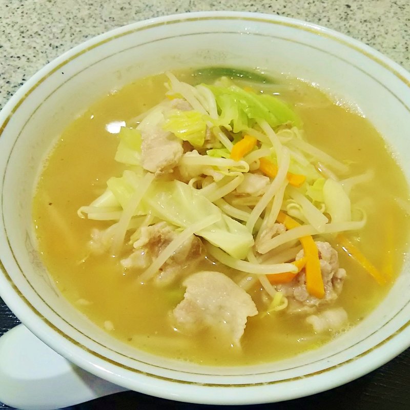 野菜ラーメン(（有）吉田屋餅菓子店)