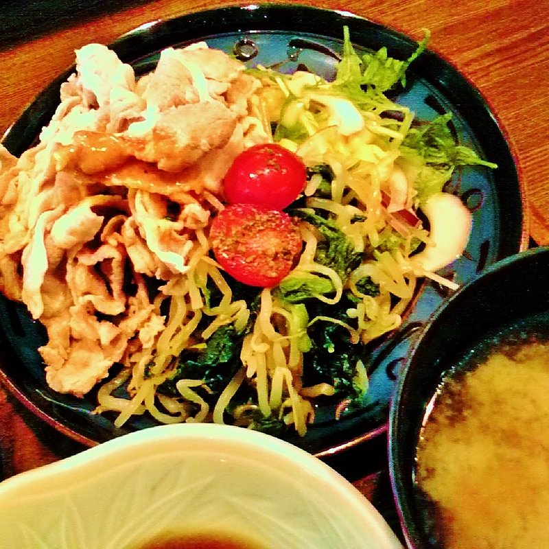 豚しゃぶ定食(大衆酒場 匠)