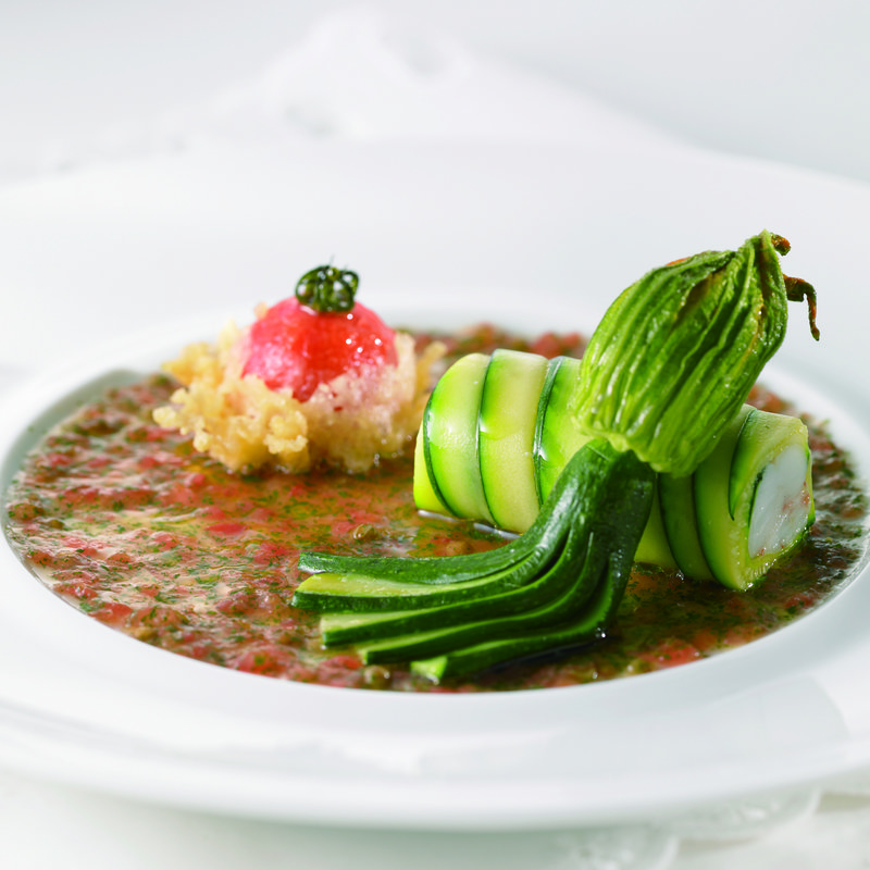 オマール海老のサラダ仕立て(メゾン エメ・ヴィベール （MAISON AIMEE VIBERT）)