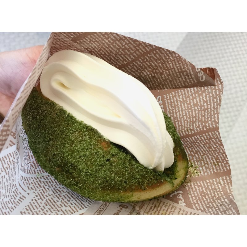 抹茶揚げパンアイス(ケニーズハウスカフェぐらんぱるぽーと)