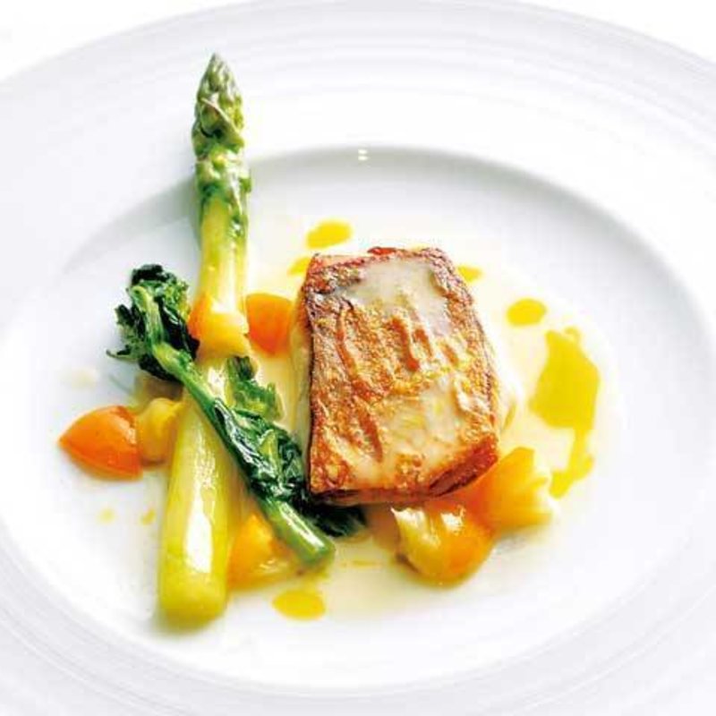 鮮魚のポワレ(オーグードゥジュール メルヴェイユ)