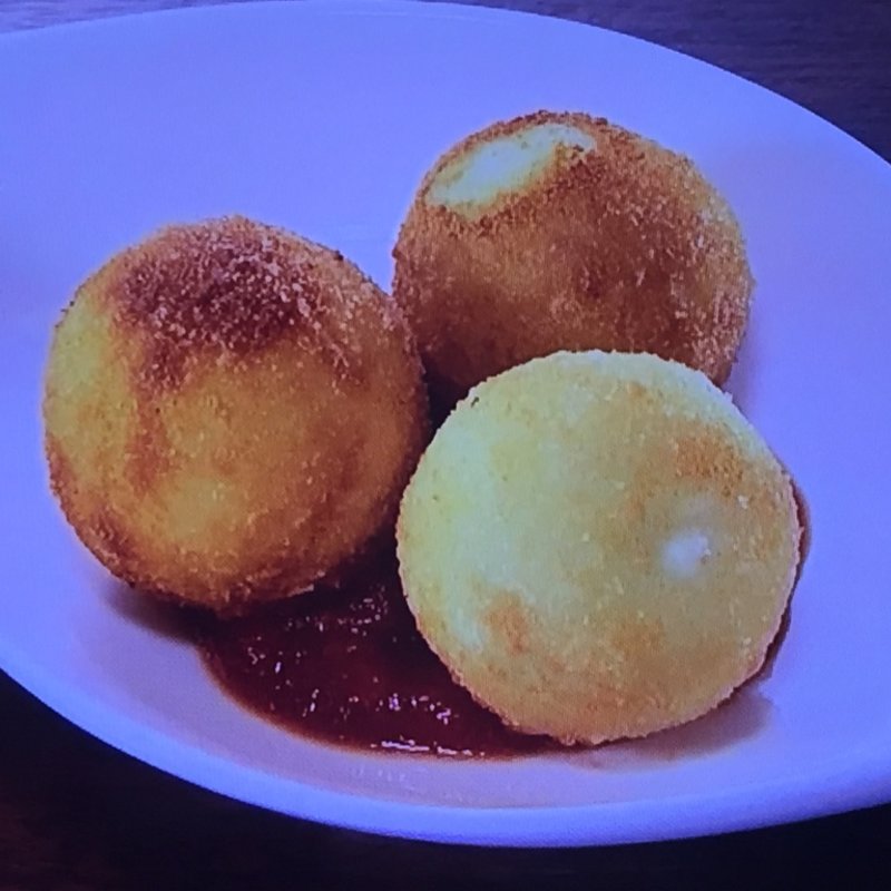 オリーブコロッケ(土佐堀オリーブ)