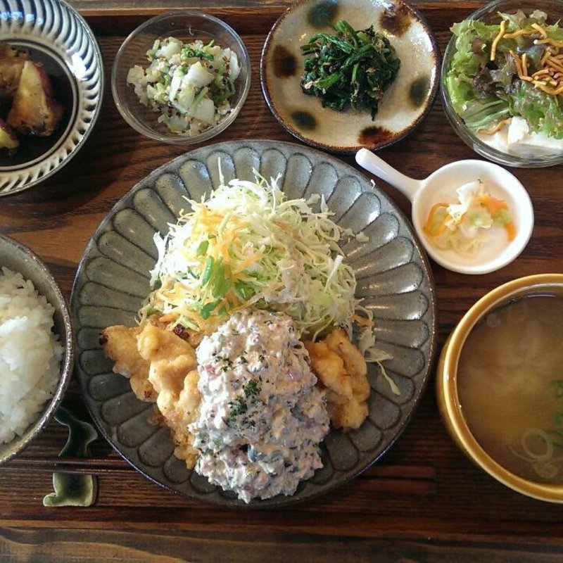 日替わりランチ(食堂カフェ YUZUNOHA)