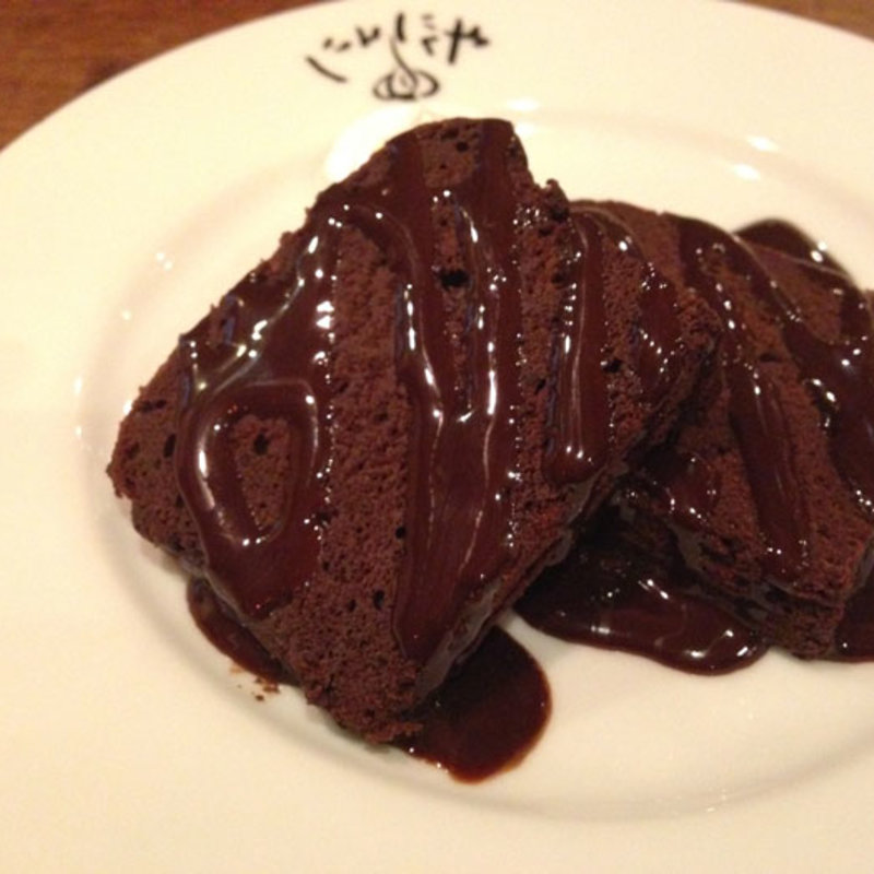 ガトーショコラ(恵比寿にんにくや)