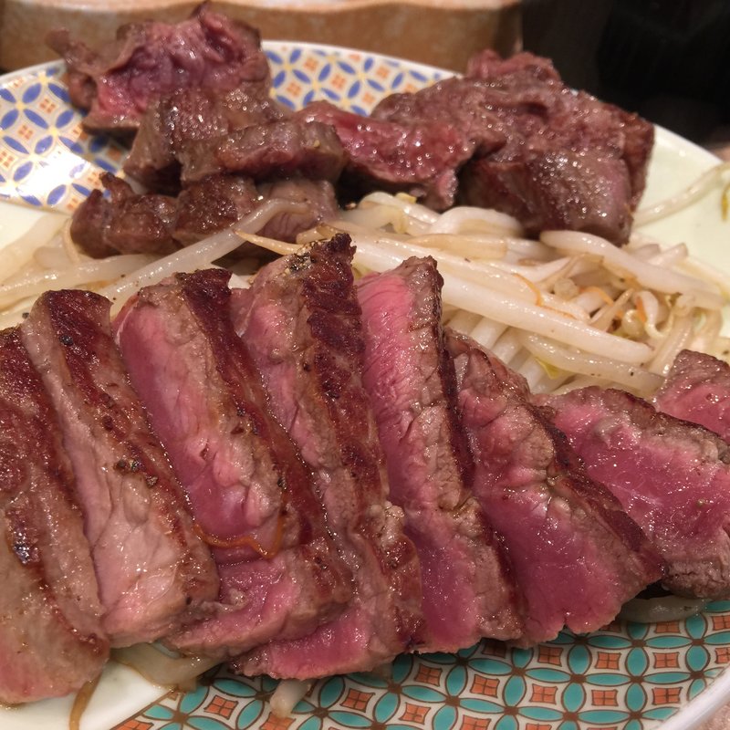 プレミアステーキ･熟成ハラミステーキ定食(天神ホルモン イオンモール大日店 )