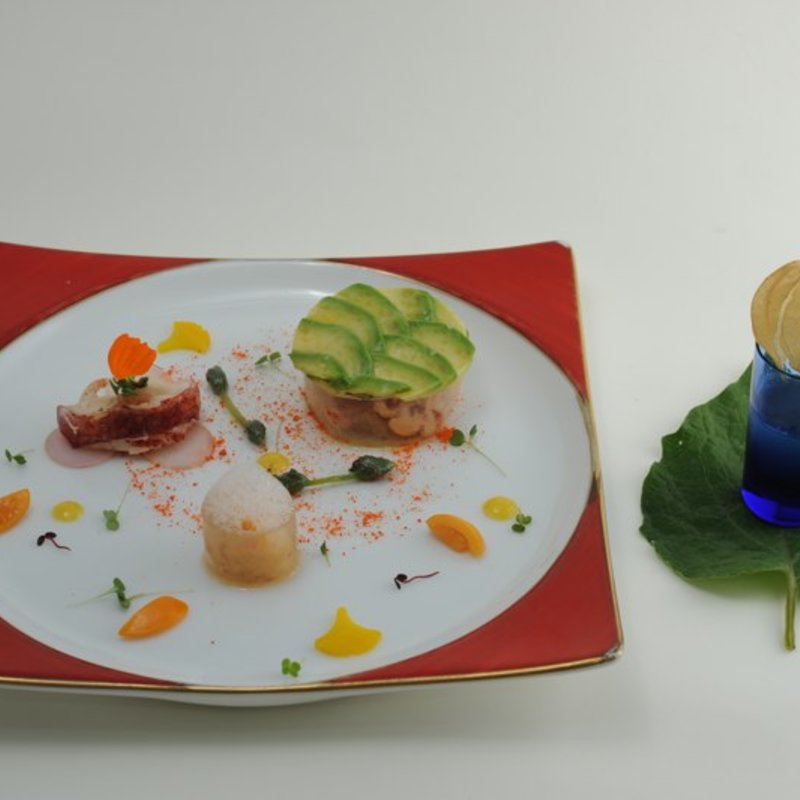 オマール海老とほおずき(モナリザ 恵比寿店 （MONNA LISA）)