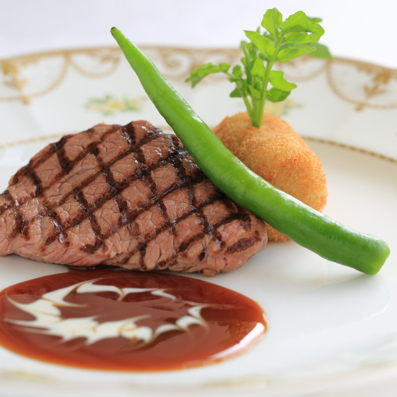 牛フィレ肉のグリル(エスカーレ ホテルモントレ赤坂店)