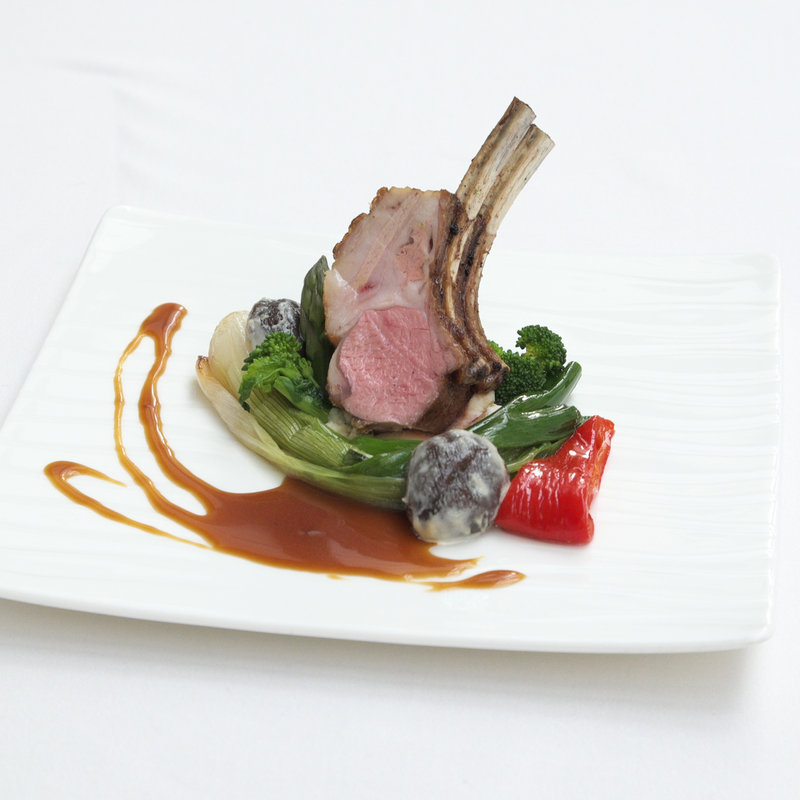 仔羊のグリル(エスカーレ ホテルモントレ赤坂店)