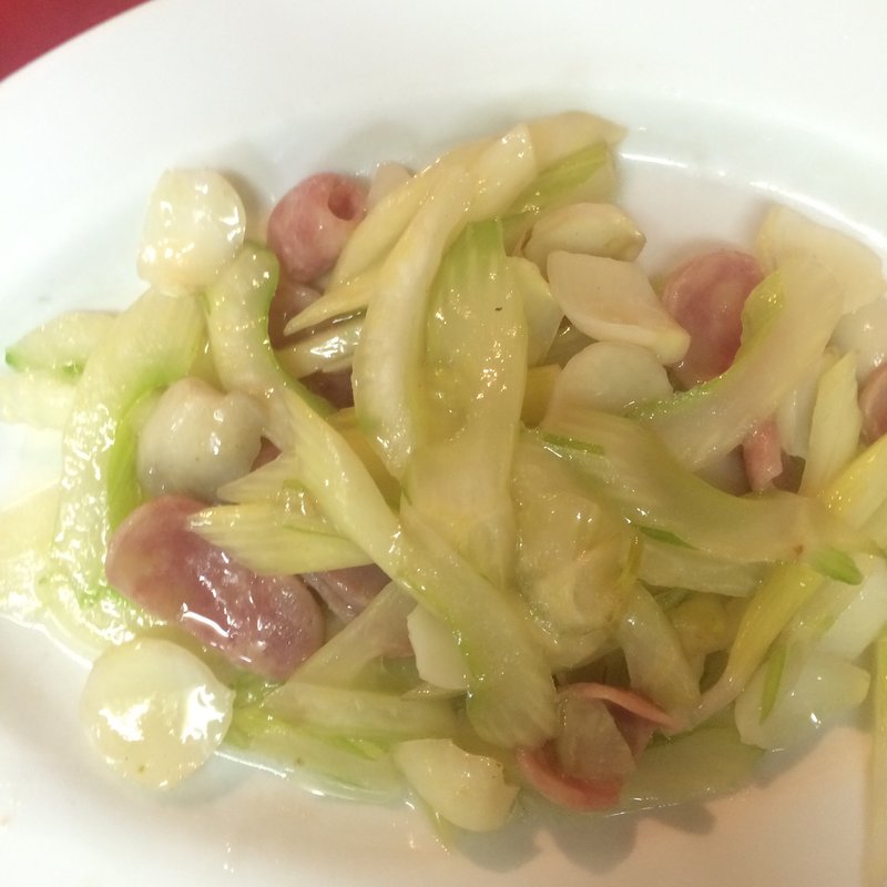 セロリと百合根の炒め(上海小吃)