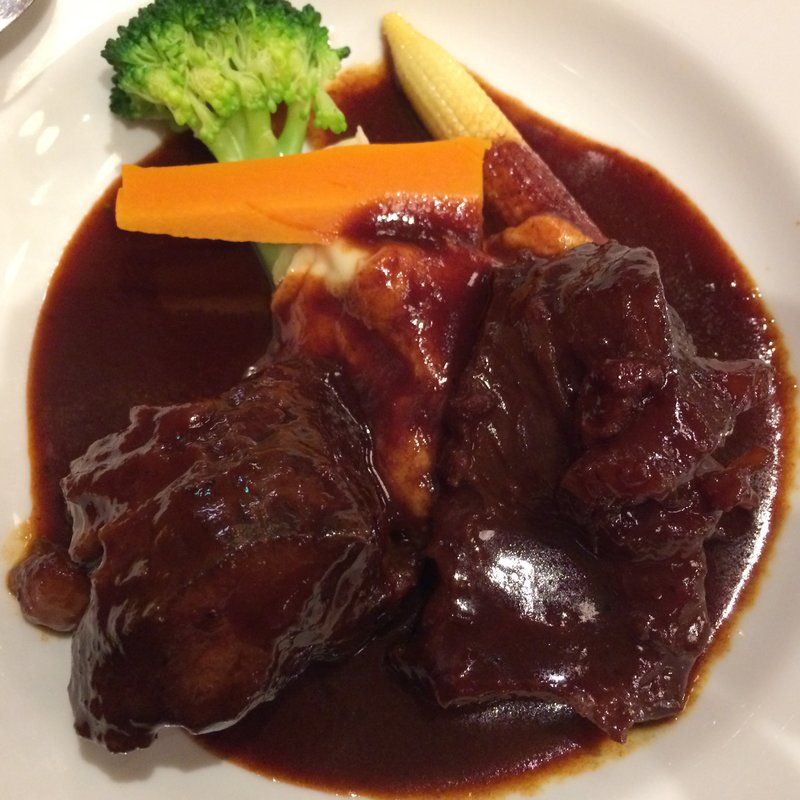 牛頰肉の赤ワイン煮(ビストロ石川亭COREDO室町店 （ ビストロいしかわてい ）)