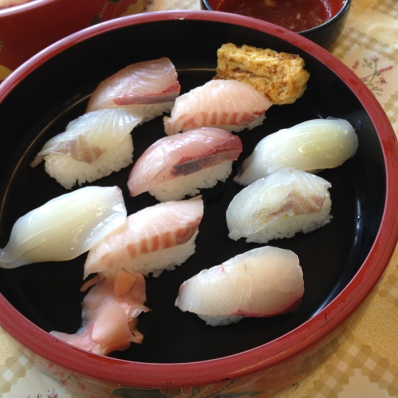 朝獲れ850円寿司(ばんや )