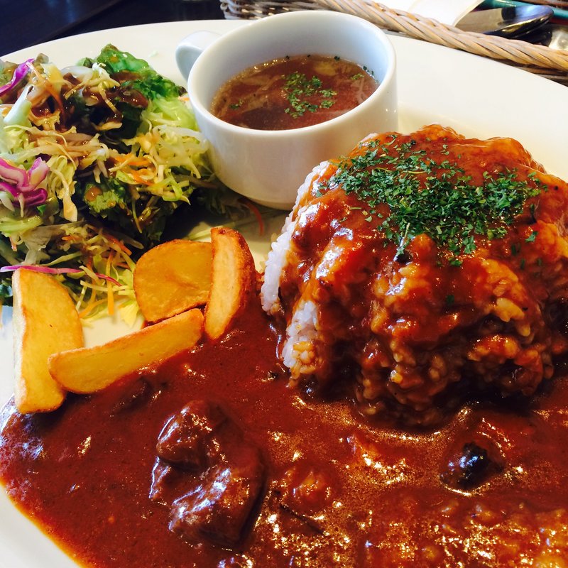 牛すじカレー(ザ キッチン カフェ フラッティ （THE KITCHEN Cafe Flattie）)