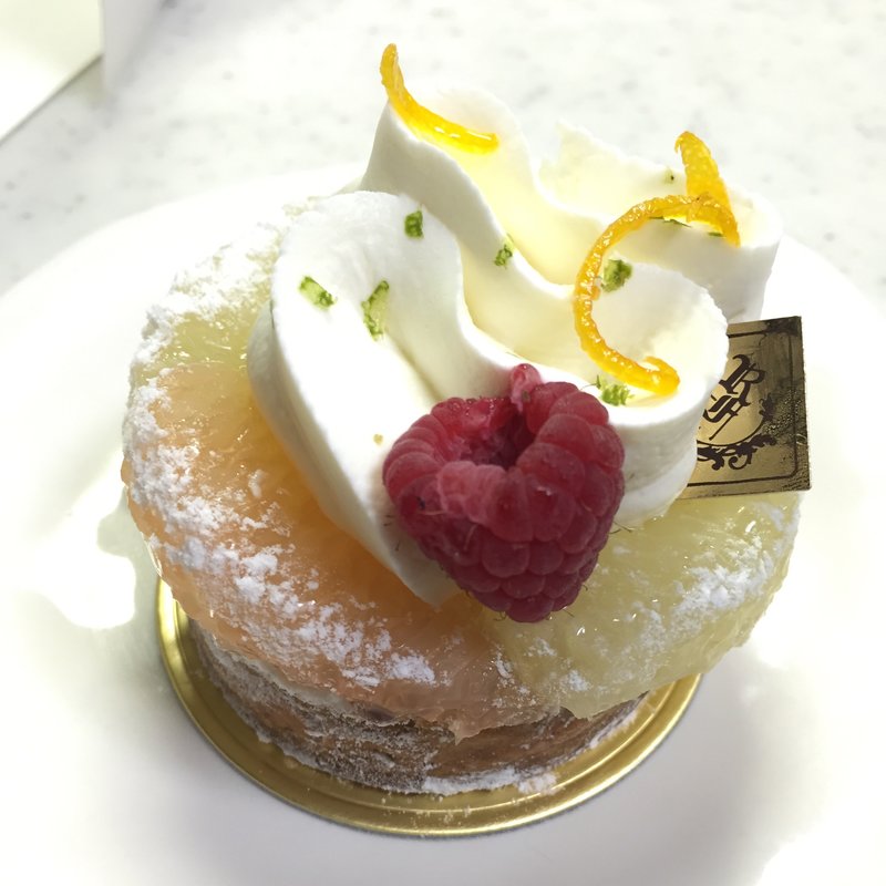 タルト オ パンプルムース エ リテ(Rue Favart （リュファヴァー）)