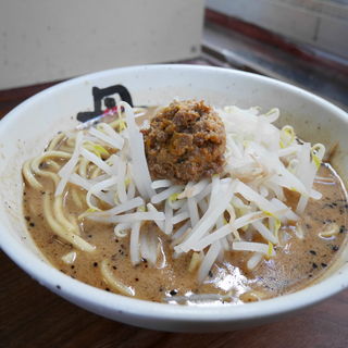 焦がし 味噌麺(丹行味素 超辺鄙　北新横浜本店 （タンギョウミソ）)