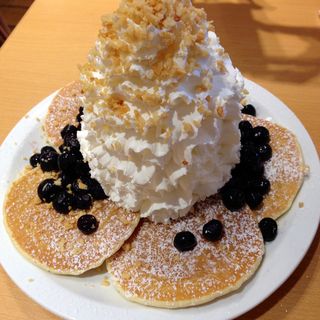 プルーベリー&ホイップクリーム(Eggs 'n Things 湘南江ノ島店)
