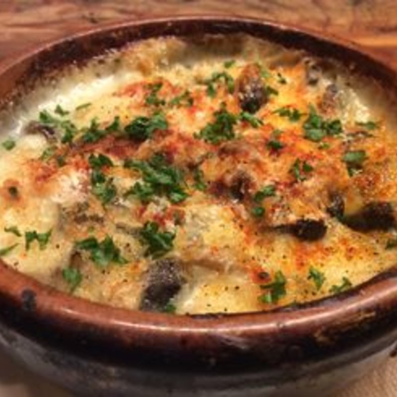 じゃがいもとキノコのブルーチーズグラタン(スペインバル INICIO)