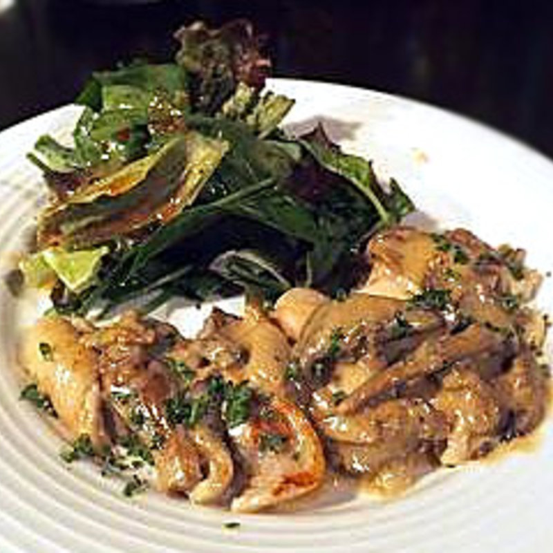 とりもも肉のソテー　ポルチーニのクリームソース(夢酒 ダイニングバームッシュ藤沢店)