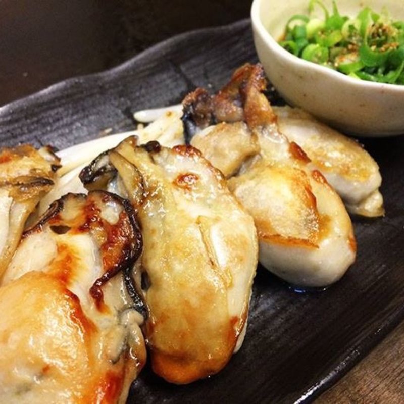 牡蠣の鉄板焼き(鉄板焼酒場 はふう)